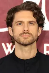 Aaron Tveit